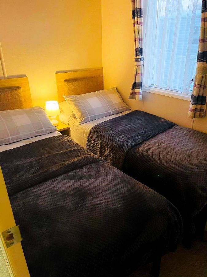 The Sunflower Luxury Caravan At Tattersall Lakes Hotell Tattershall Eksteriør bilde