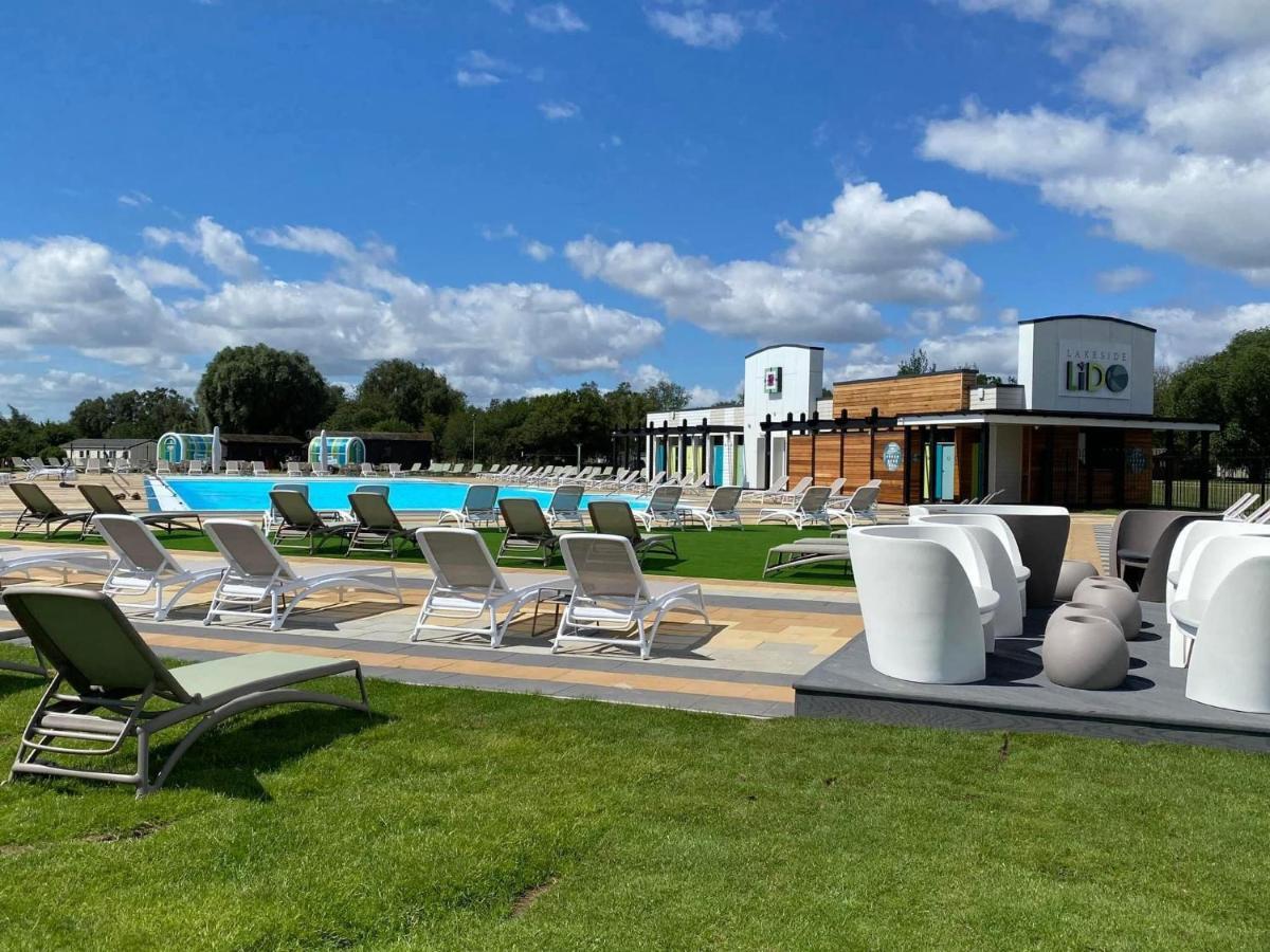 The Sunflower Luxury Caravan At Tattersall Lakes Hotell Tattershall Eksteriør bilde